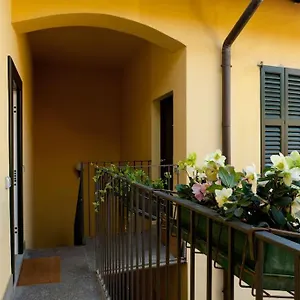 https://lovely-flat-with-park-view.it-lombardy.com